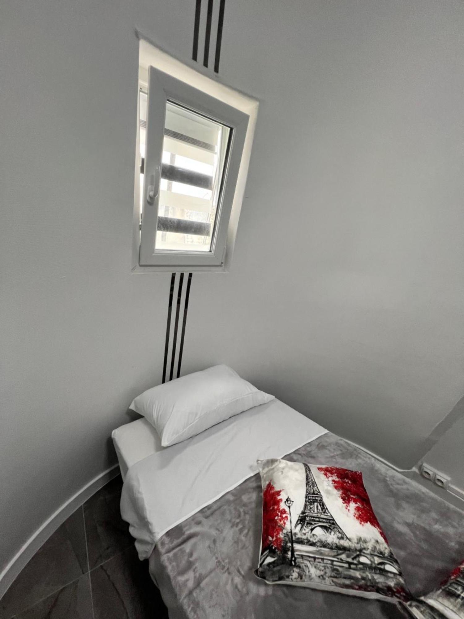 Paris Bastille Bercy Gare De Lyon Chambre Climatisee 9M2 Ideal 1 Pers ,Max 2 Pers Екстер'єр фото